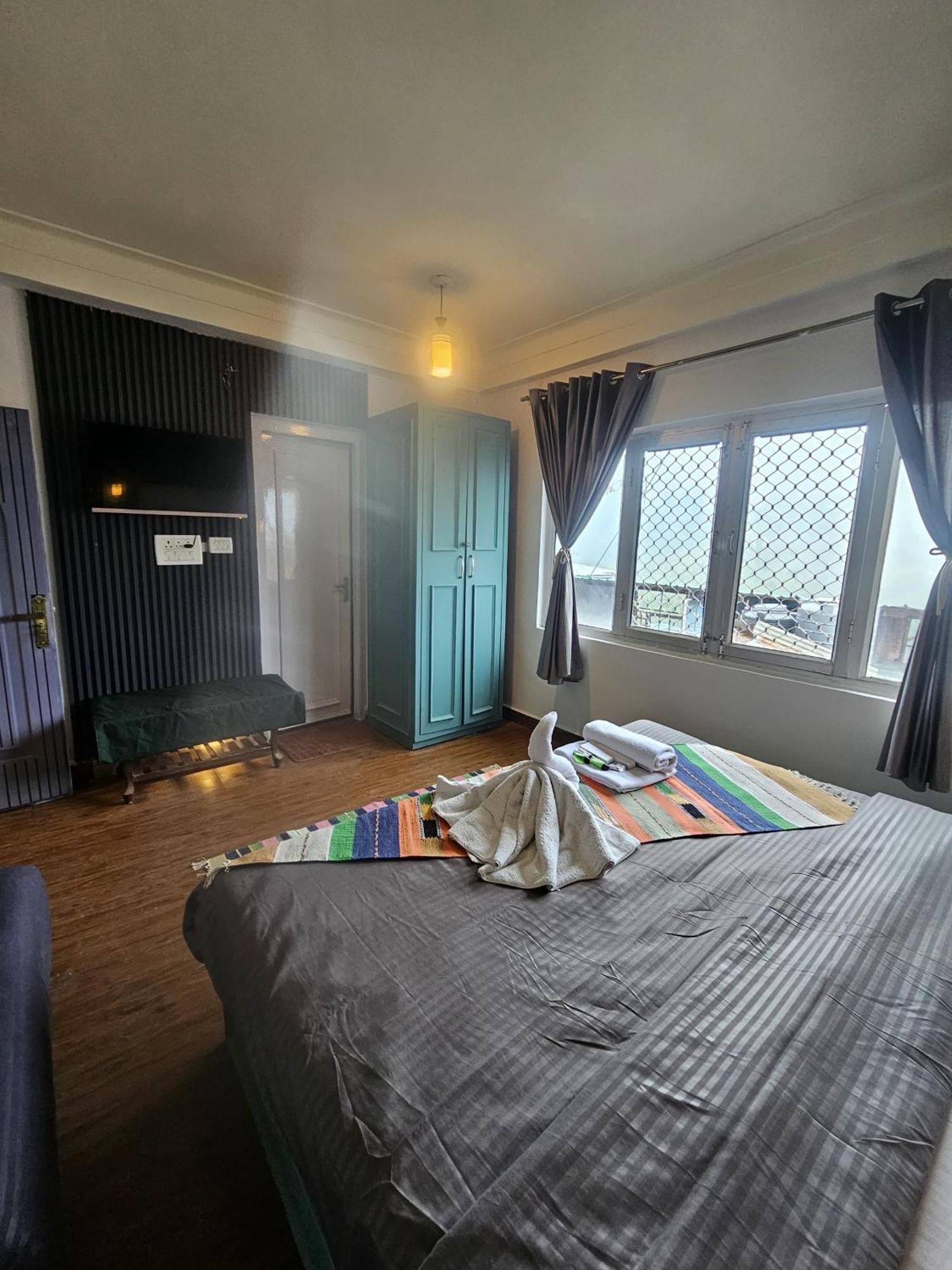 Hotel The Mussoorie International Экстерьер фото